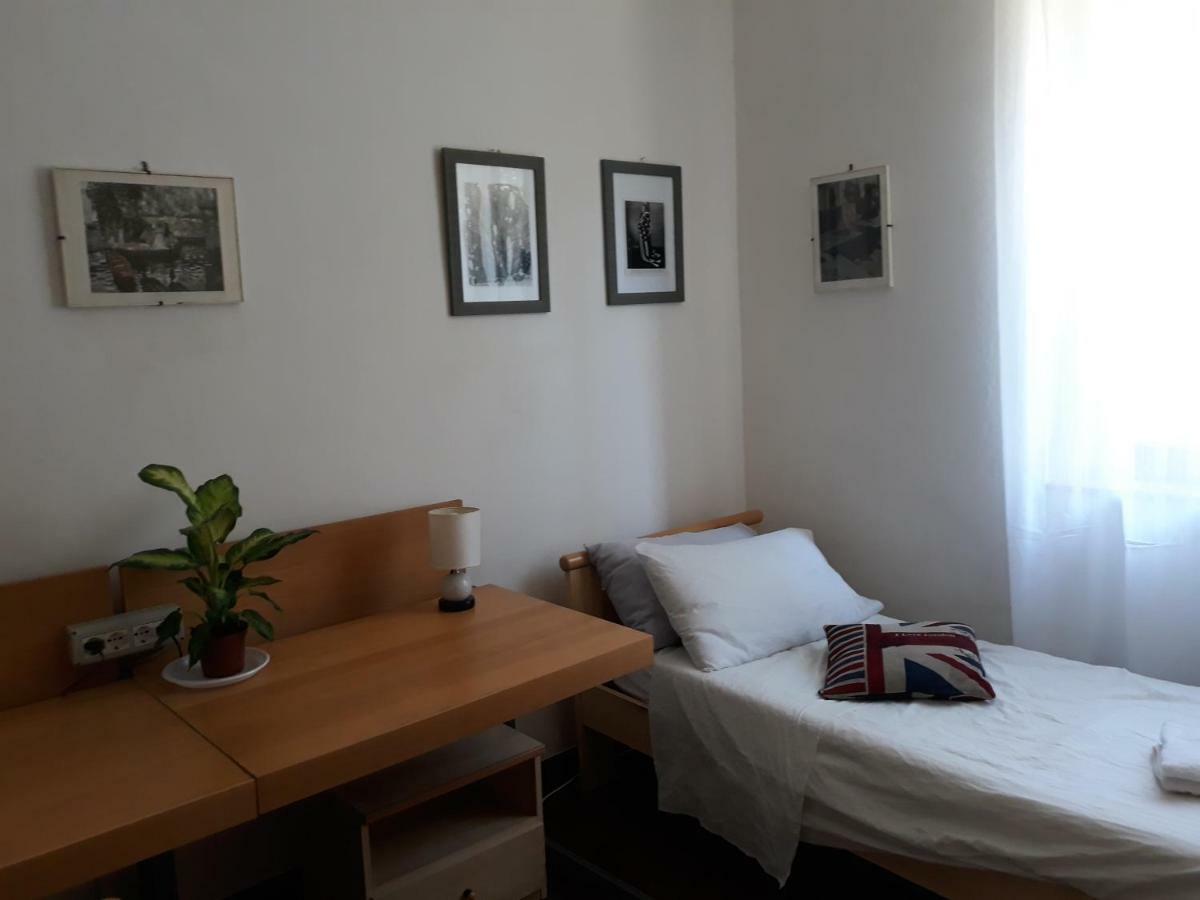 Bed In Siena Hotel Tognazza Kültér fotó